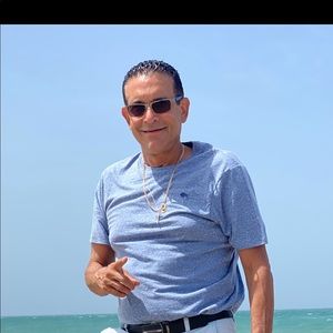 Meet your Posher, Wayne